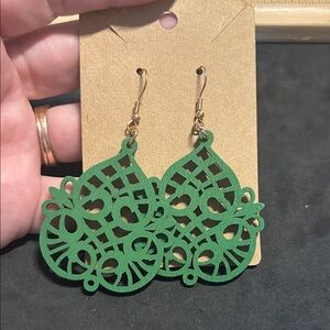 Elegant Green Dangle Earrings